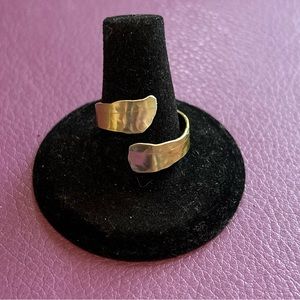 Aluminum gold tone ring